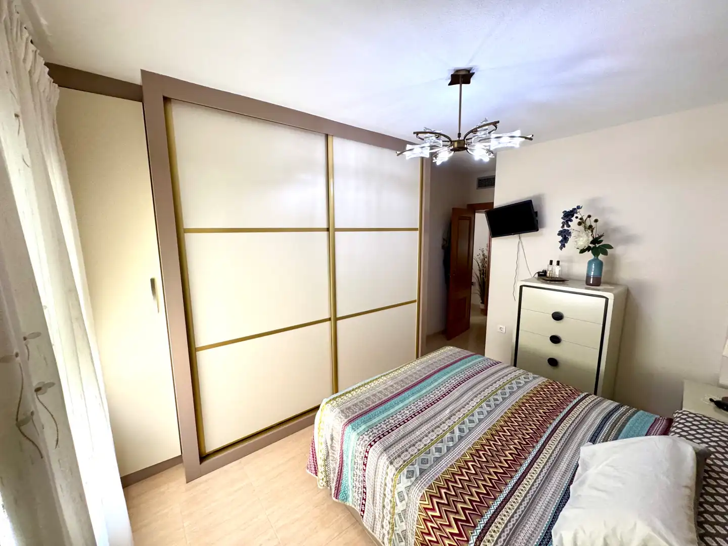 Flat with terrace for sale in Avenida de Nicolas Salmeron 22, imagen 5