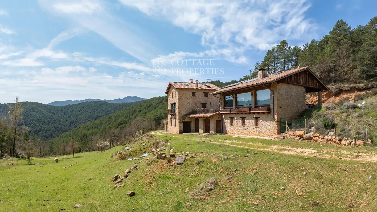 Außenansicht von Country house zum Verkauf in Ripoll