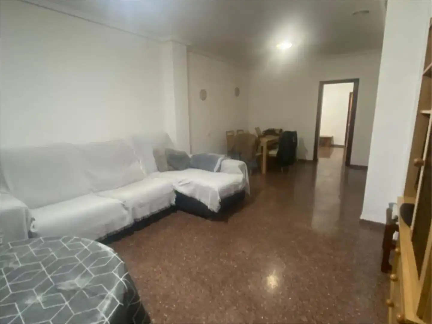 Sala d'estar de Planta baixa en venda en Elda amb Aire condicionat, Traster i Moblat