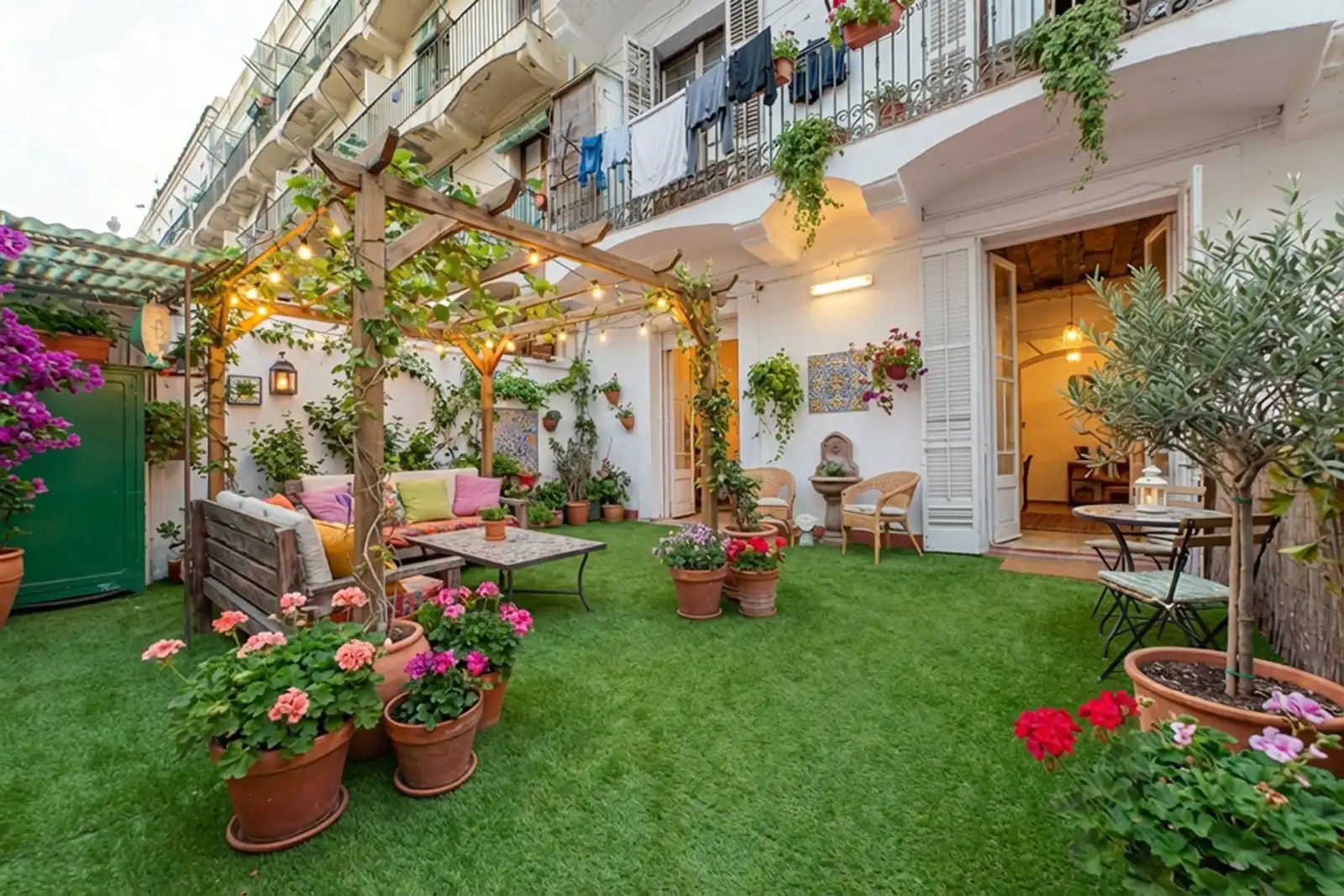 Flat with lift for sale in Junta del Comerç