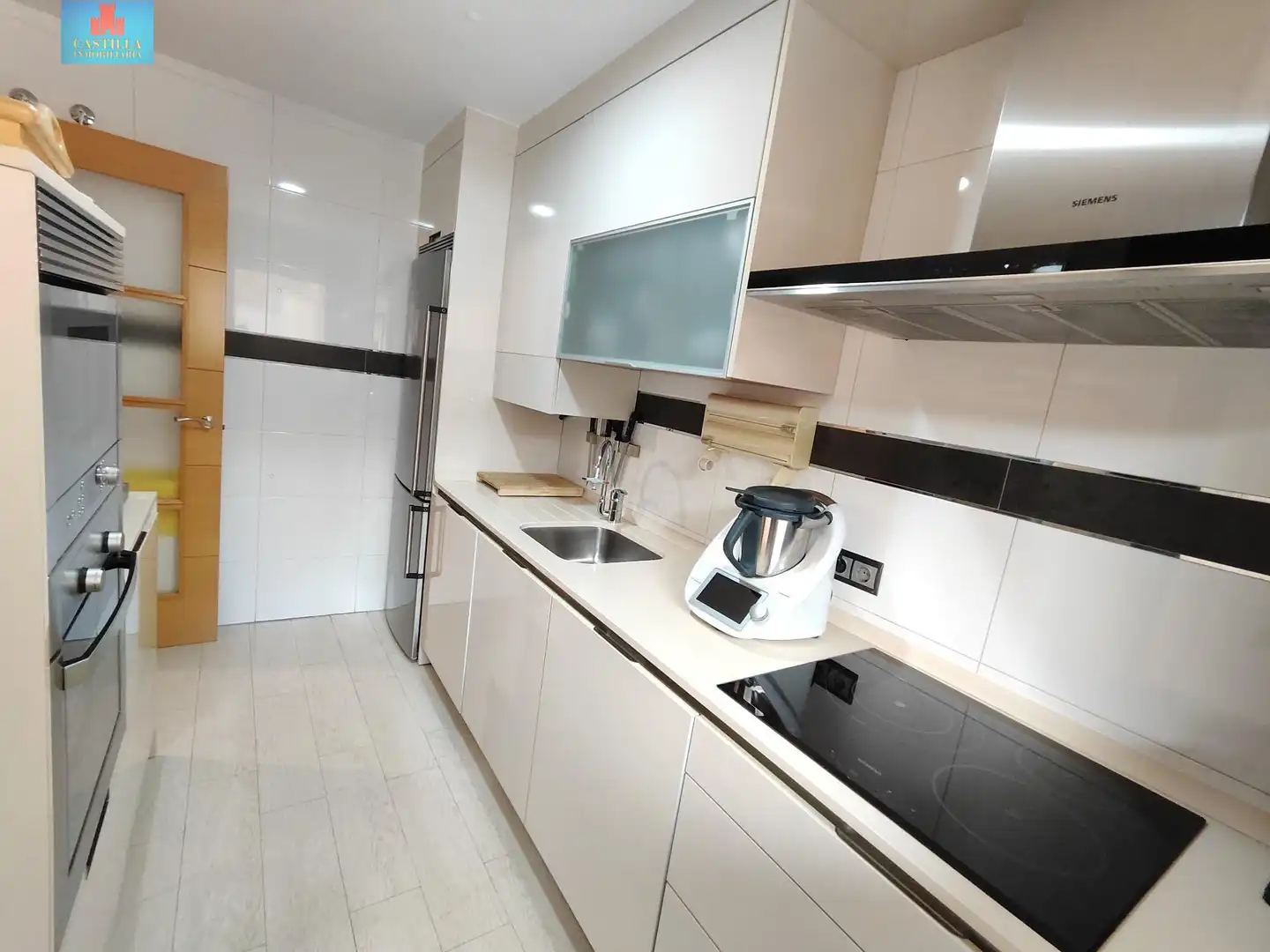 Cocina de Casa adosada en venta en Ávila con Calefacción, Jardín privado y Terraza