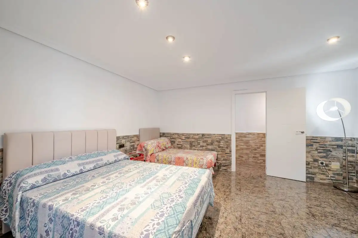 Houses for sale in Albatera  with Air Conditioner, Heating and Private garden
