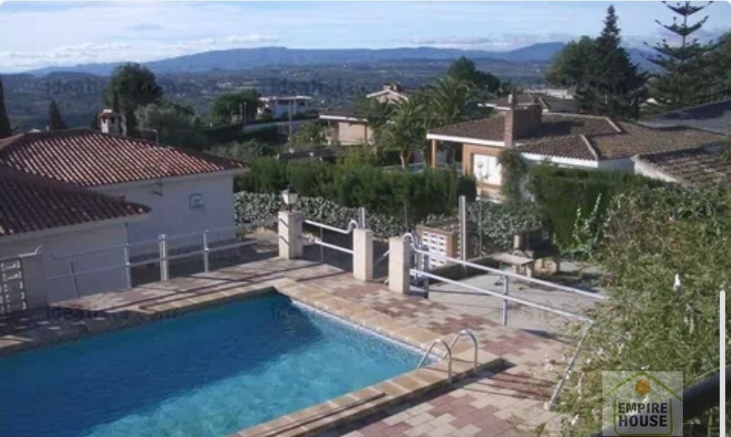Piscina de Casa o xalet en venda en Torrent amb Traster, Piscina i Moblat