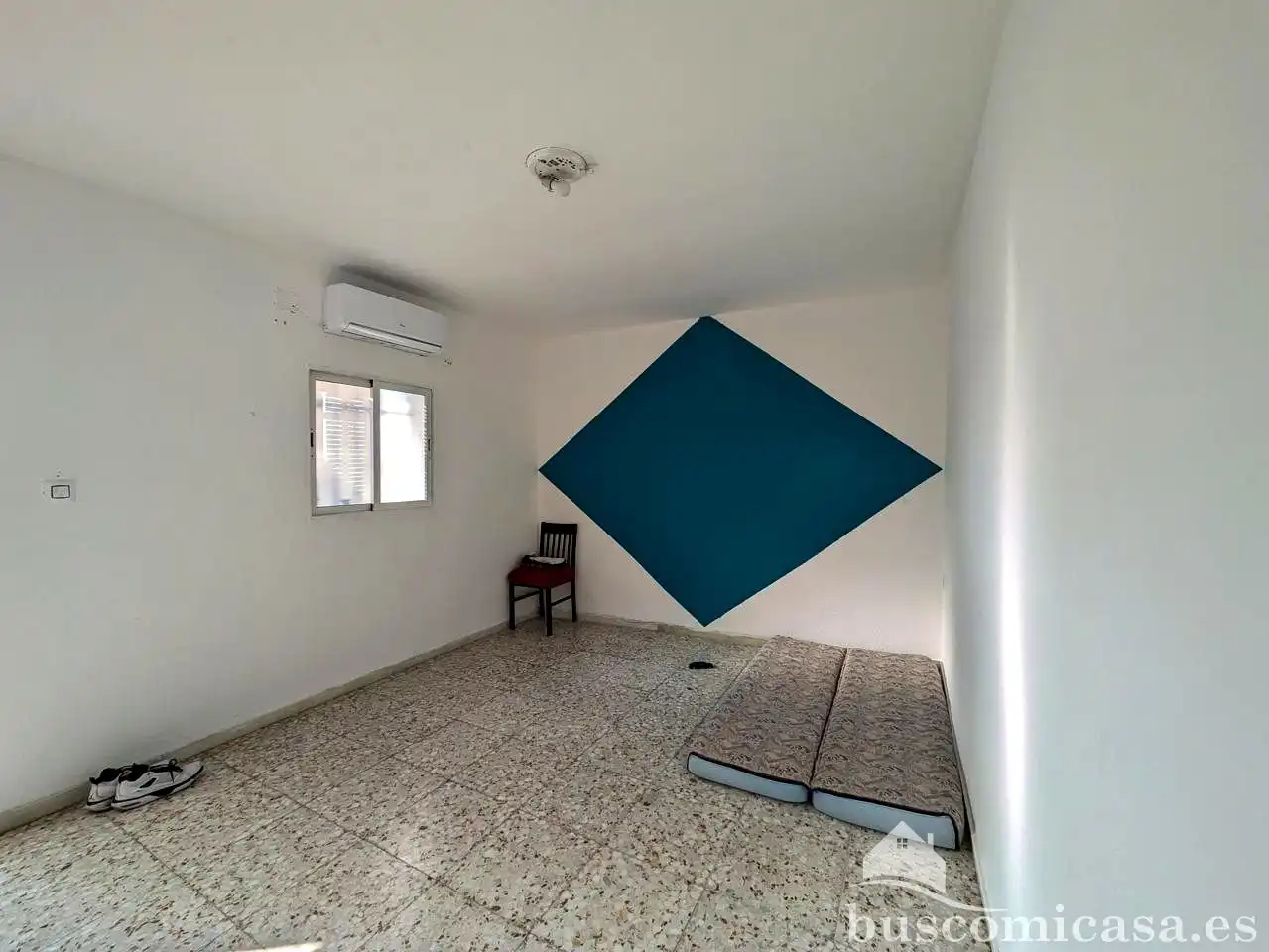 Sala d'estar de Casa o xalet en venda en Linares amb Aire condicionat, Terrassa i Balcó