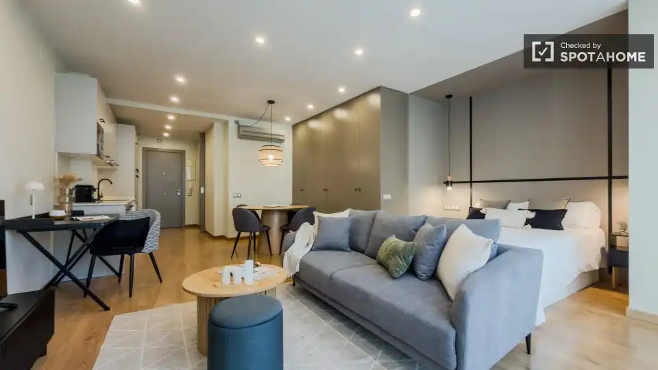 Appartamento in affitto a Eixample, imagen 2