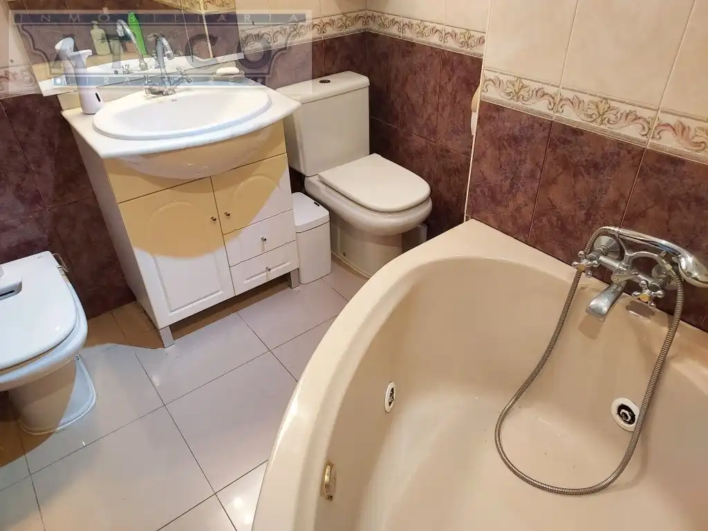Flat for sale in Cruz Roja