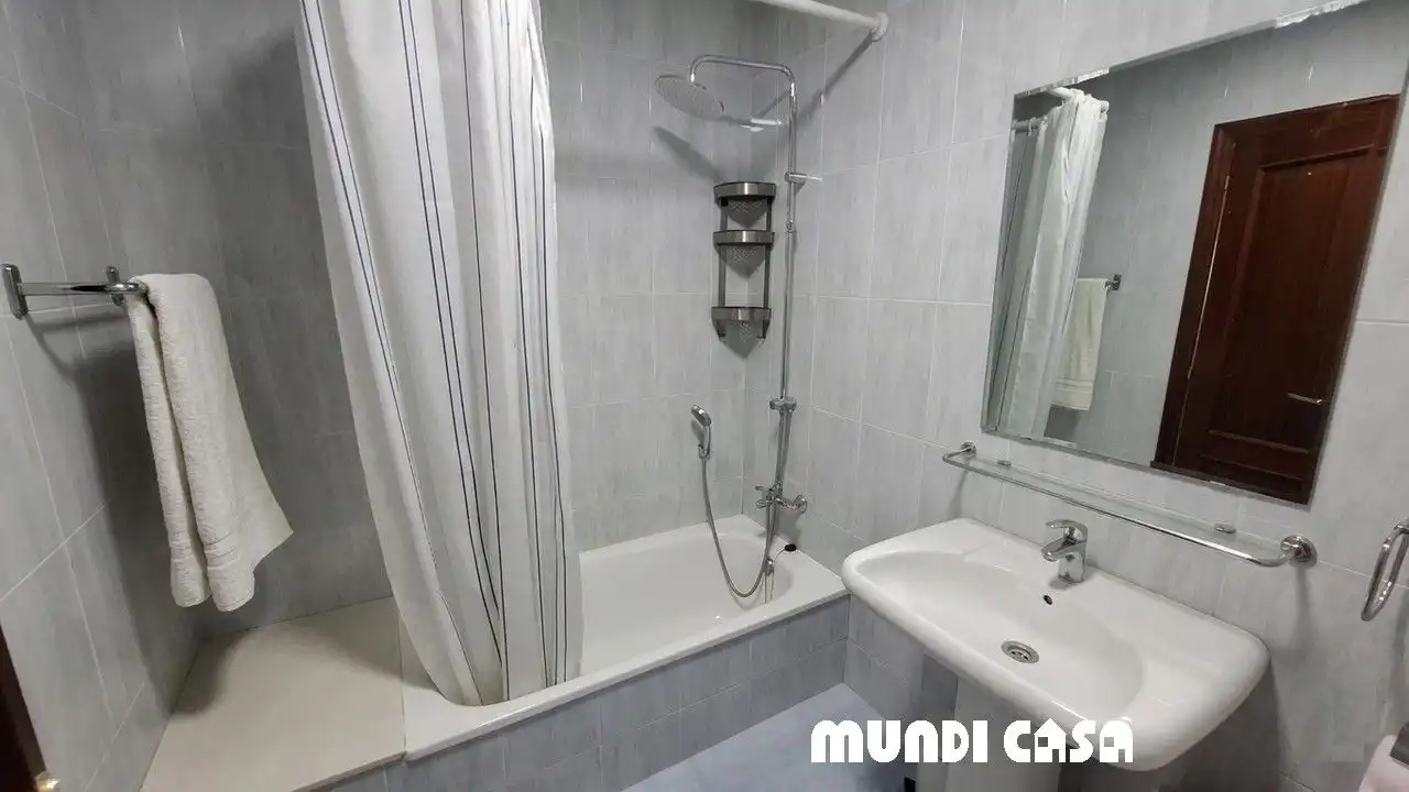 Bathroom of Apartments for sale in Boiro  with Furnished