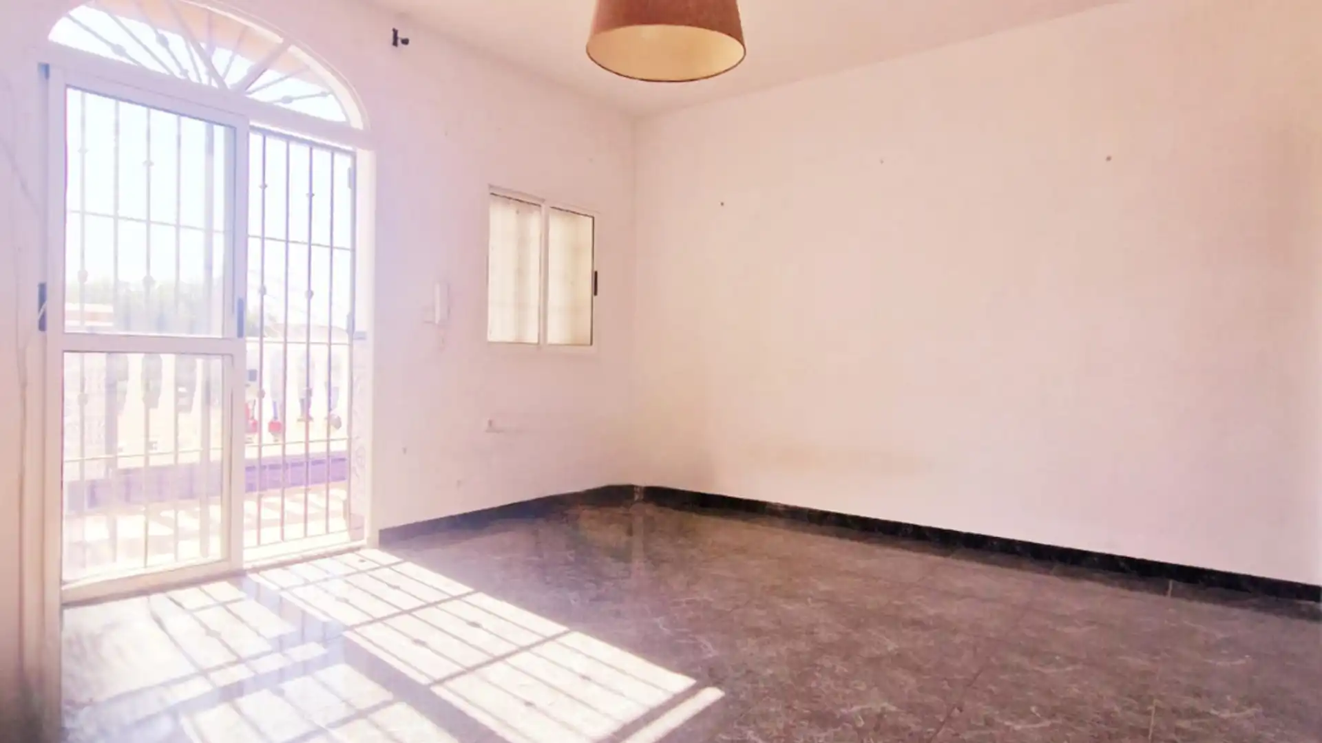 Dormitori de Casa adosada en venda en Chipiona amb Traster, Forn i Balcó