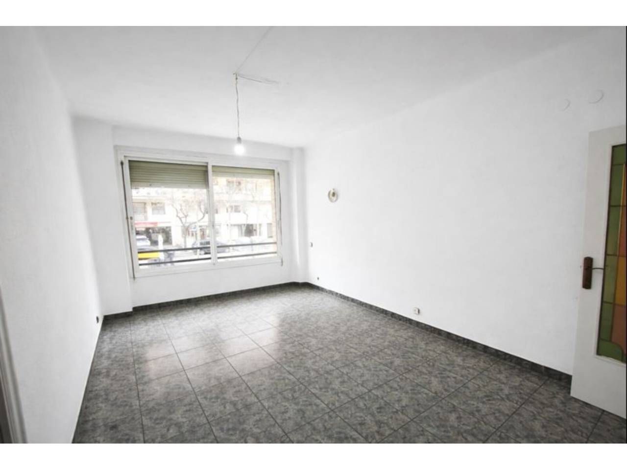 Vista exterior de Piso en venta en  Barcelona Capital