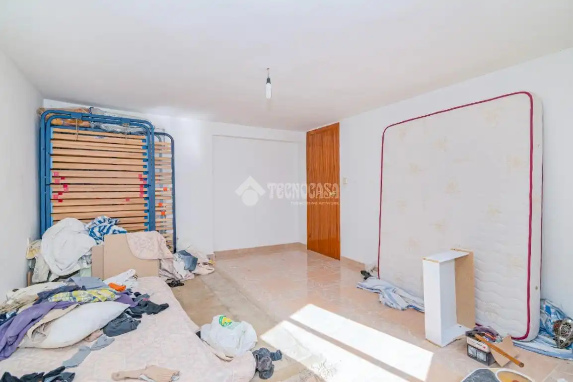 Casa adosada en venda en Loja amb Terrassa