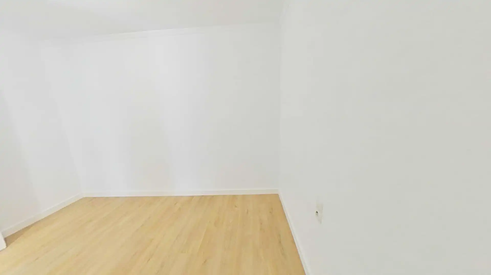 Bedroom of Flat for sale in Sabadell