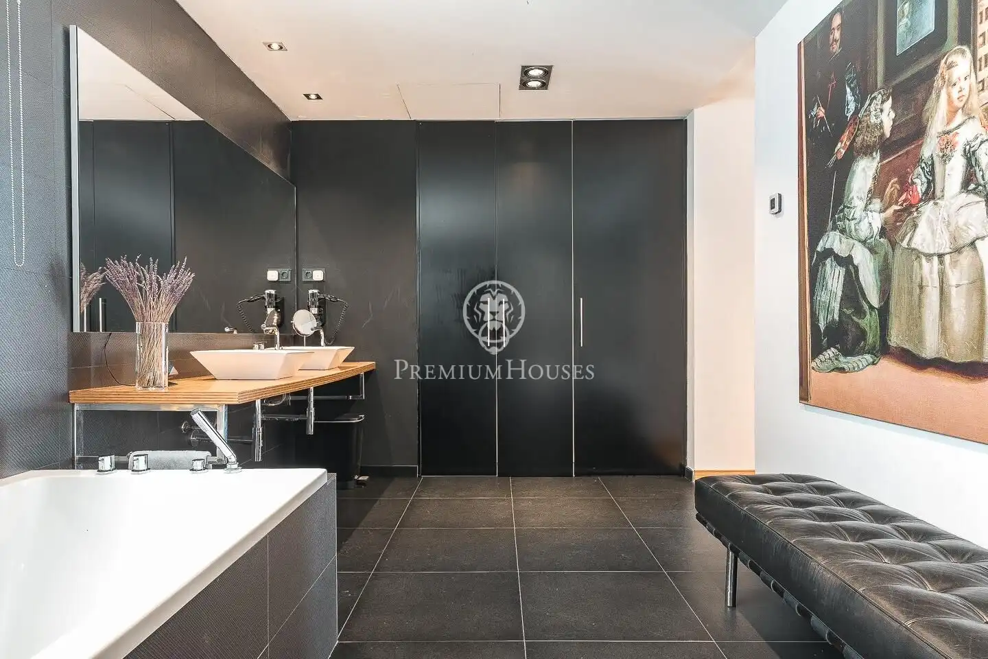 Bathroom of Houses for sale in Sant Cugat del Vallès  with Air Conditioner, Heating and Private garden