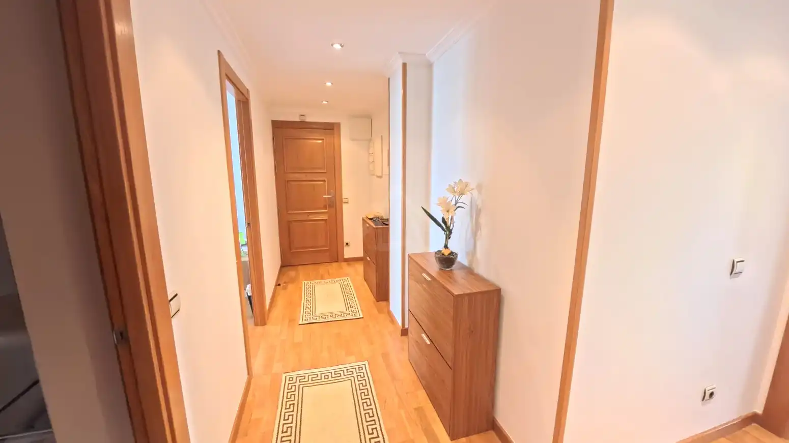 Piso de alquiler en  Logroño con Aire acondicionado, Calefacción y Jardín privado