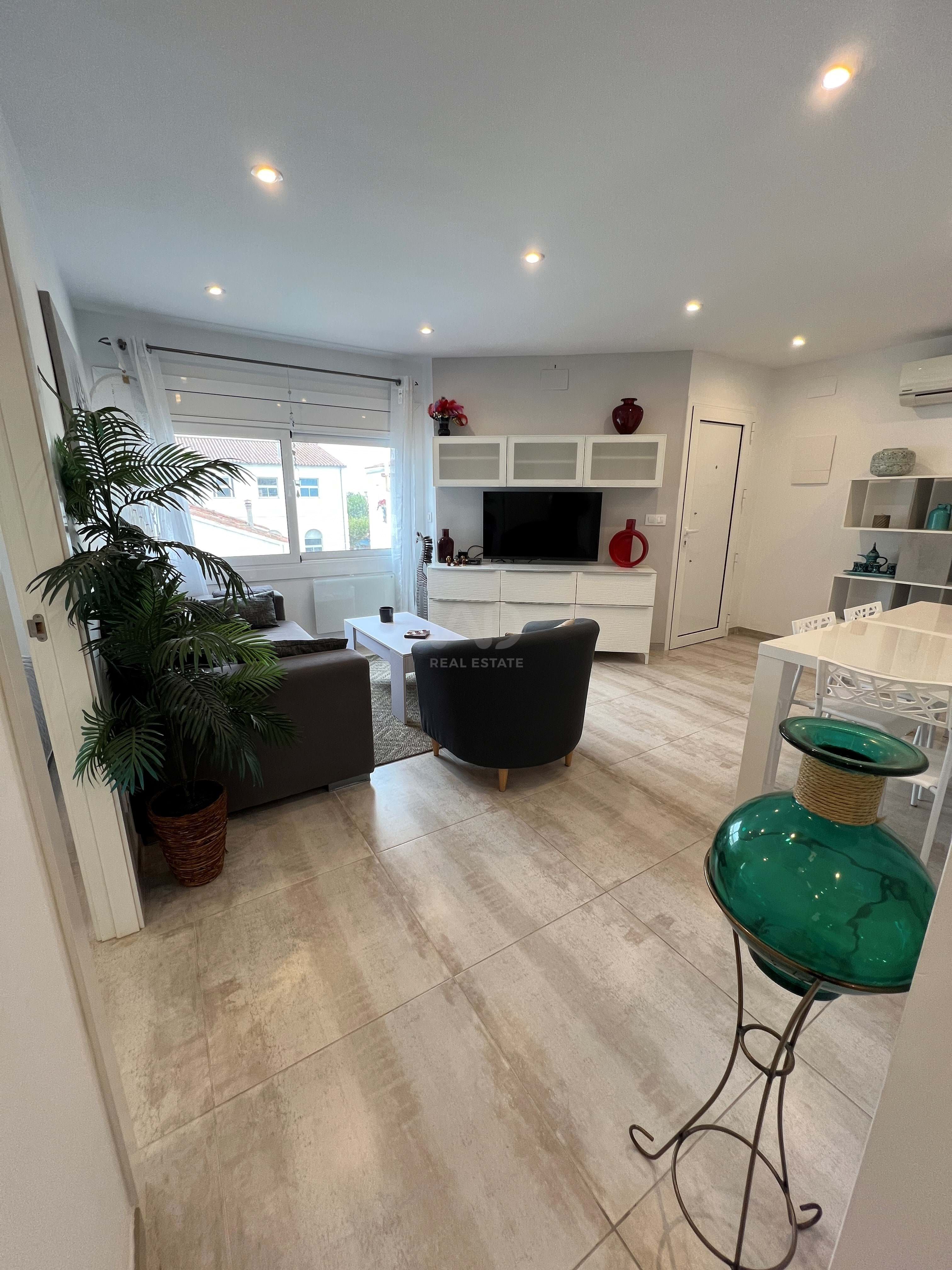 Living room of Flat for sale in Roses  with Air Conditioner, Heating and Terrace