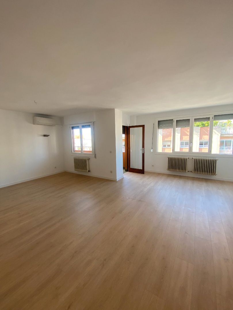 Living room of Flat to rent in  Palma de Mallorca  with Air Conditioner, Heating and Parquet flooring