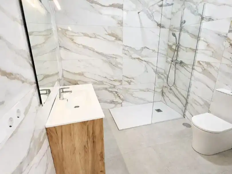 Baño de Piso en venta en Ingenio con Balcón