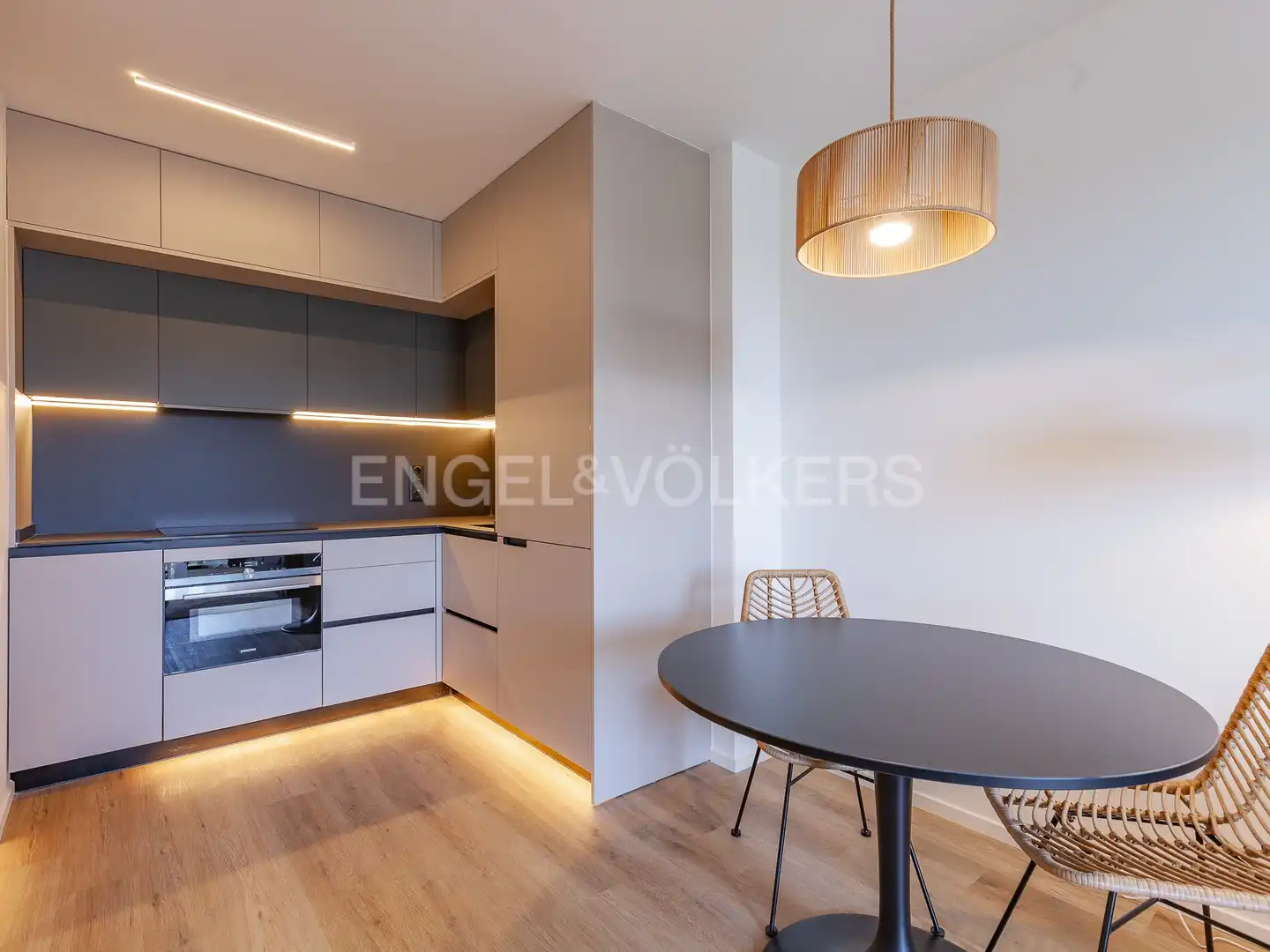 Küche von Wohnung zur Miete in Esplugues de Llobregat mit Klimaanlage, Heizung und Parkett