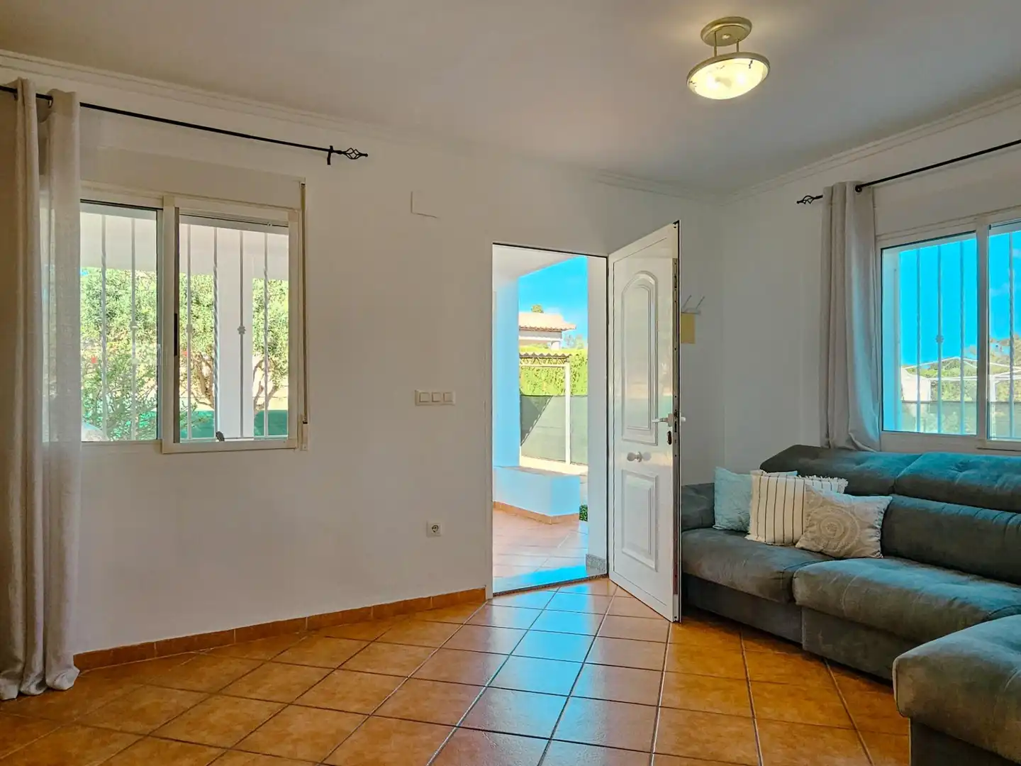 Casa o xalet en venda en Oliva amb Aire condicionat, Calefacció i Jardí privat