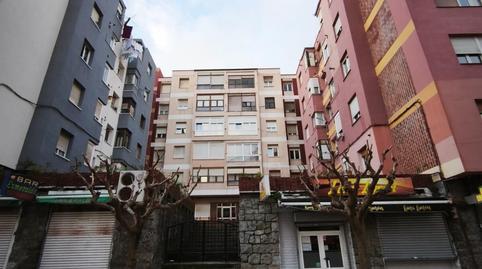 Foto 2 de Pis en venda a Calle Valentin Lavin Casalis, Cuatro Caminos, Santander