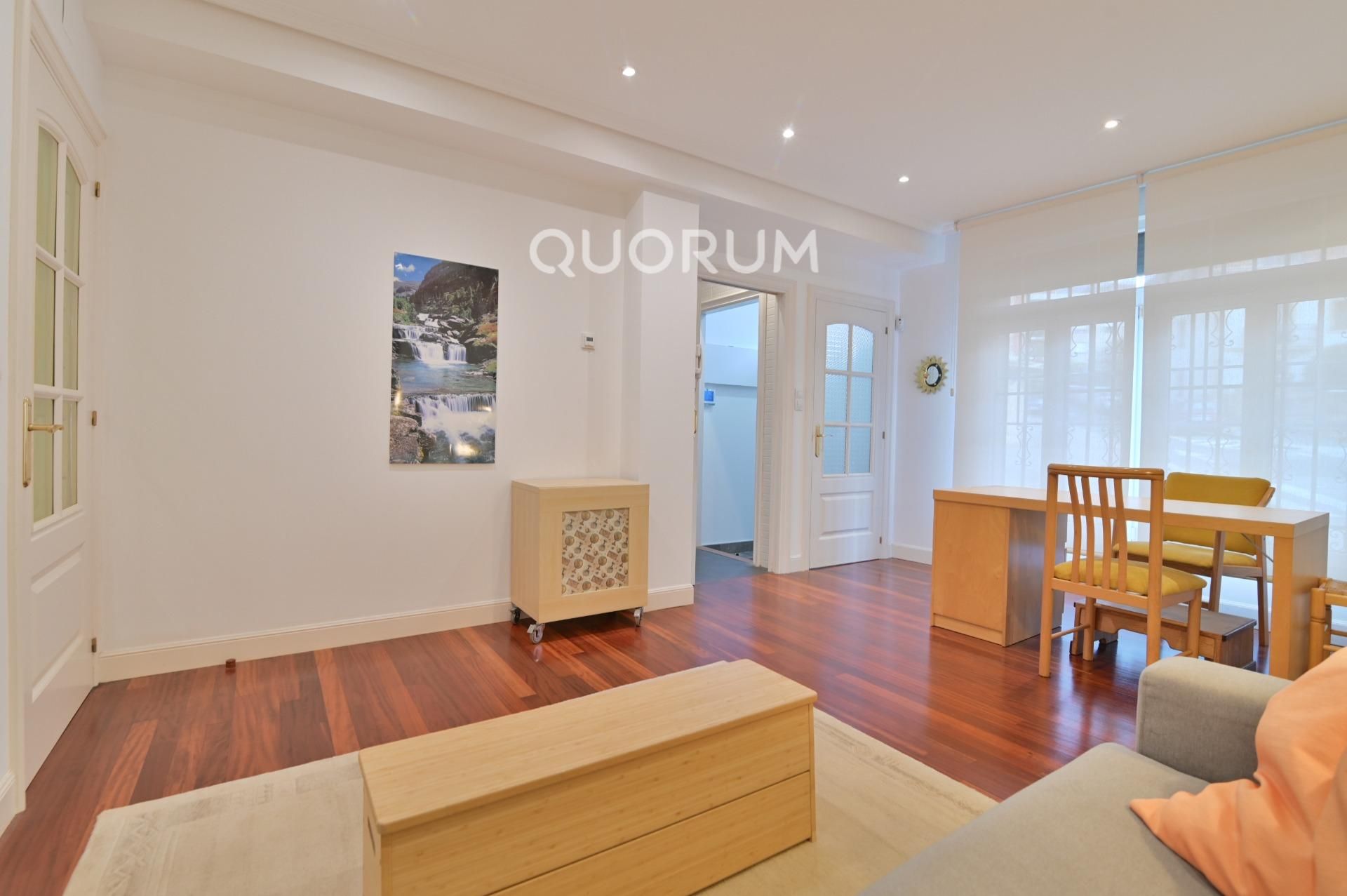 Sala d'estar de Pis en venda en Getxo  amb Calefacció