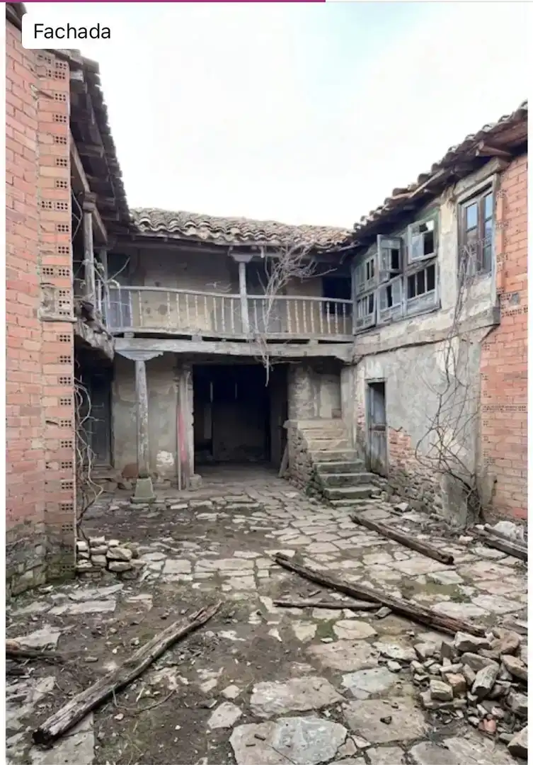 Vista exterior de Pis en venda en Valderrey amb Balcó