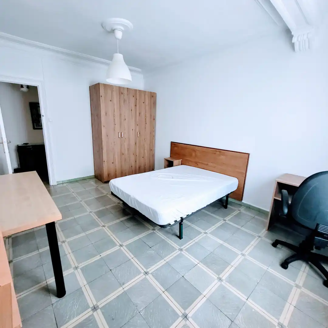 Schlafzimmer von Wohnung zur Miete in Zaragoza mit Heizung, Möbliert und Ofen