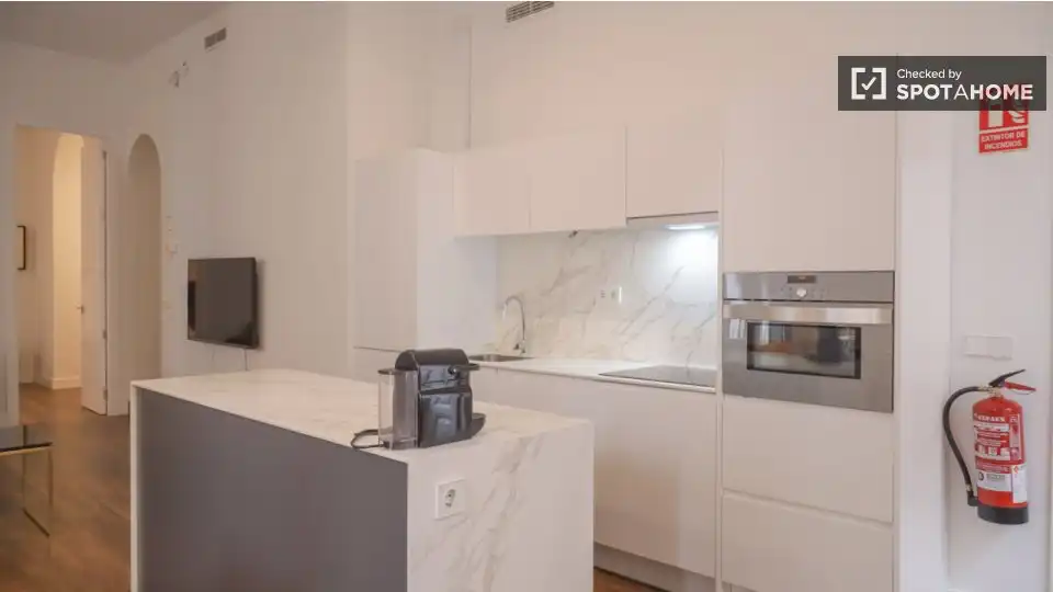 Habitación en Universidad - Malasaña