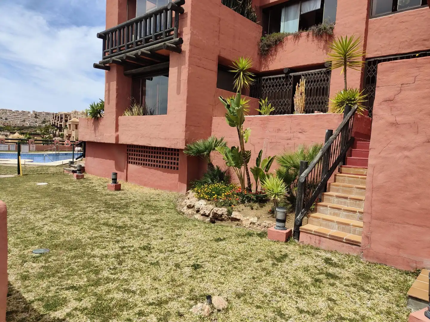 Mini appartamento con piscina in vendita a San Luis de Sabinillas