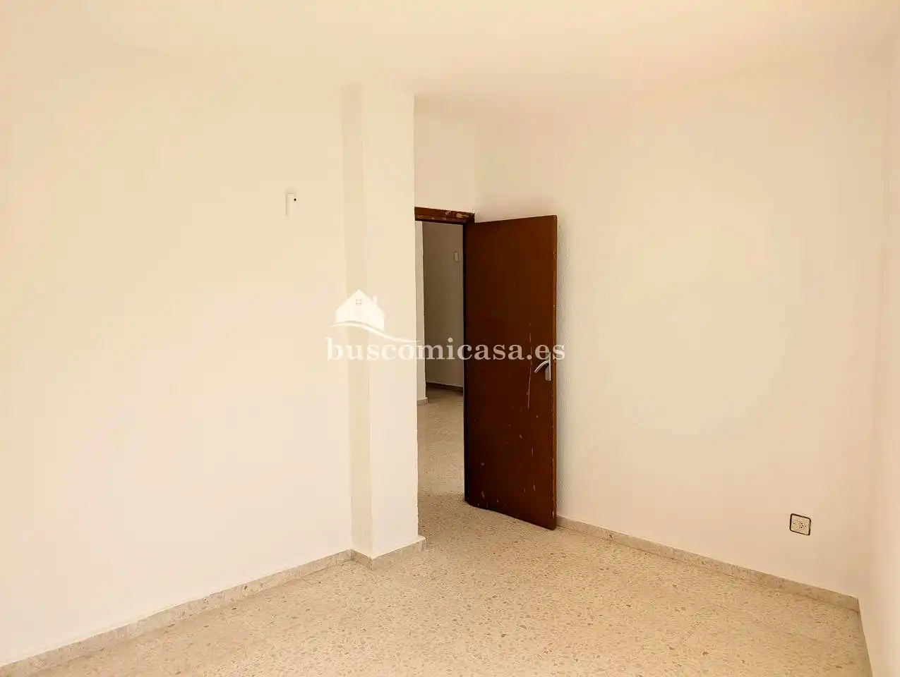 Piso en venta en Jaén con Balcón