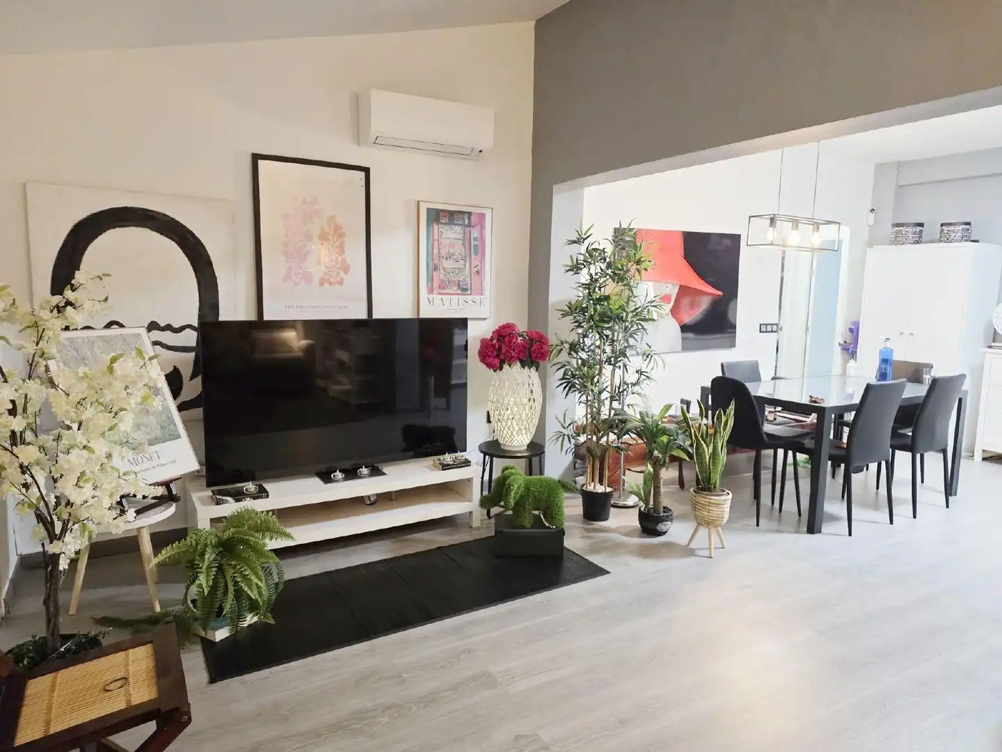 Sala d'estar de Casa o xalet de lloguer en Dénia amb Aire condicionat, Calefacció i Jardí privat