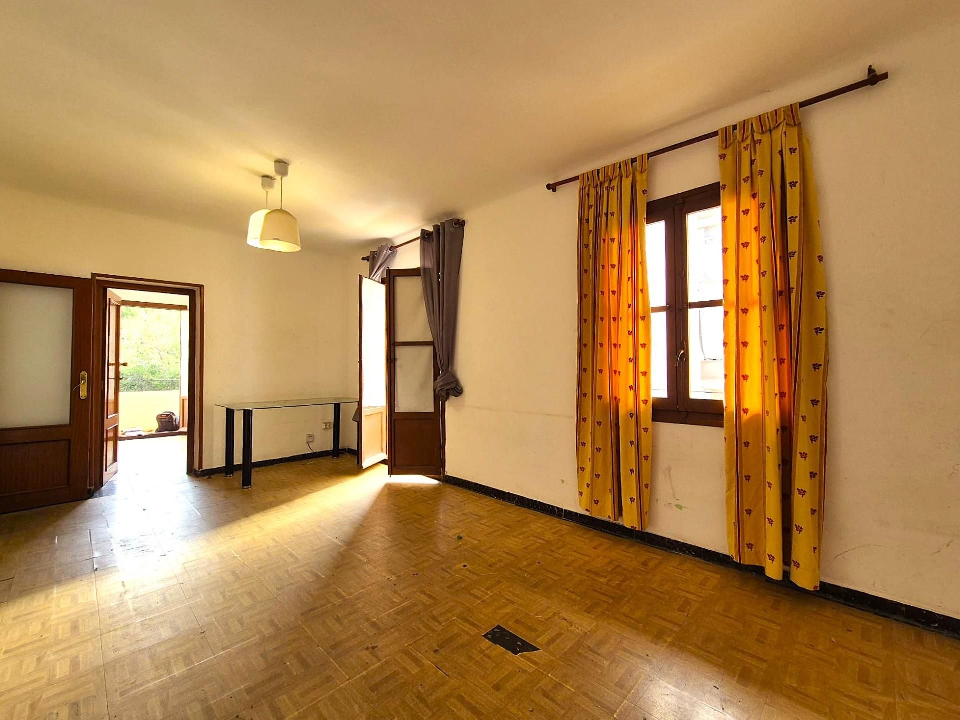 Apartment for sale in Alicante / Alacant  with Balcony