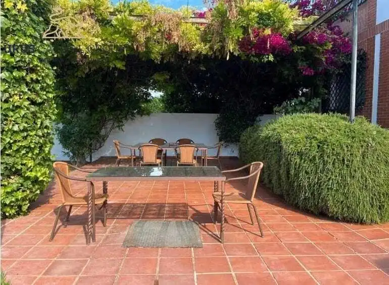 Terrassa de Casa adosada en venda en Córdoba amb Aire condicionat, Calefacció i Jardí privat