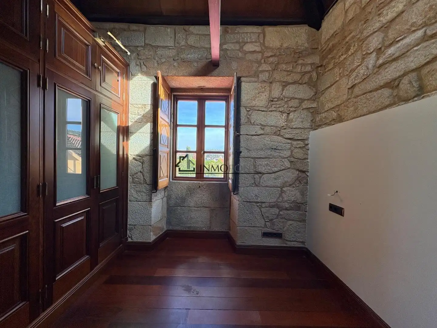 Casa o xalet en venda en Pontevedra Capital  amb Jardí privat