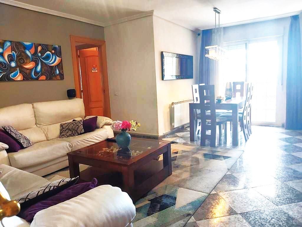 Living room of Flat for sale in Móstoles  with Heating, Terrace and Oven