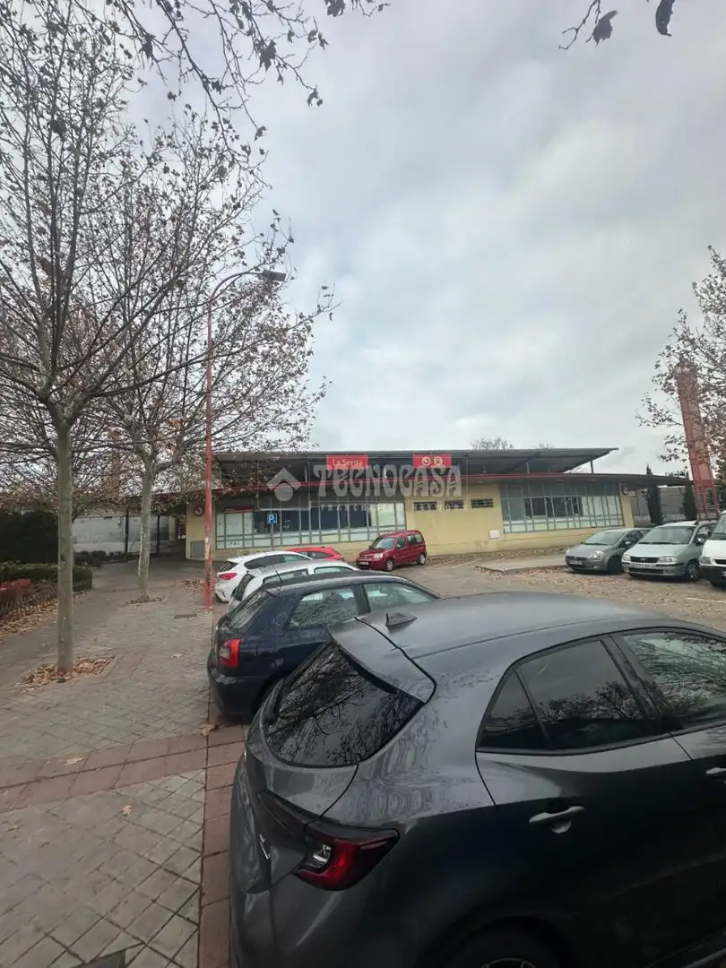 Vista exterior de Piso en venta en Fuenlabrada con Calefacción