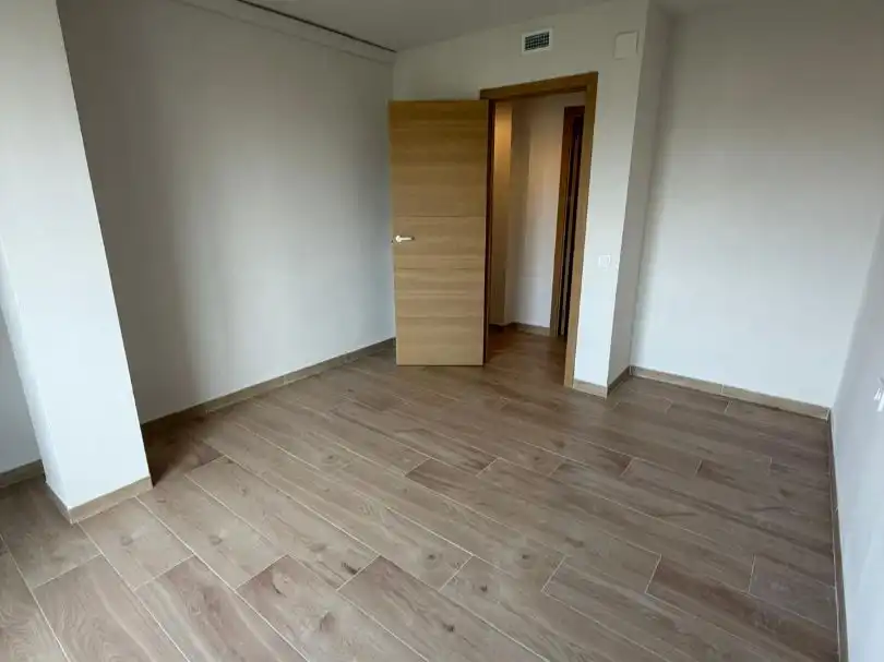 Schlafzimmer von Wohnung zum Verkauf in Reus mit Klimaanlage, Terrasse und Balkon