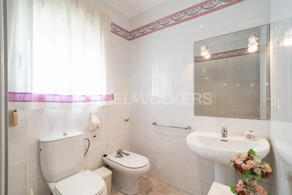 Bathroom of Country homes for sale in Cullera  with Air Conditioner, Heating and Private garden