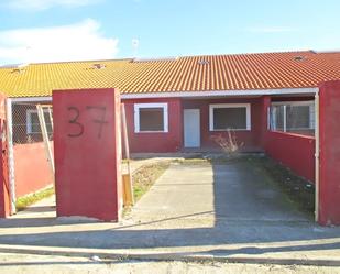 Exterior view of Single-family semi-detached for sale in Alcaudete de la Jara