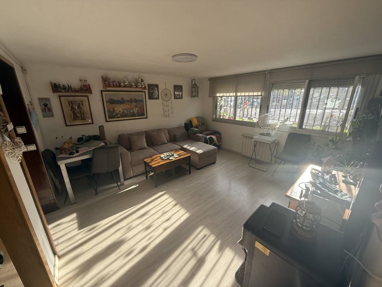 Sala d'estar de Pis en venda en Sabadell amb Aire condicionat, Calefacció i Parquet