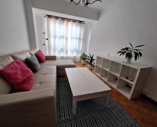 Living room of Flat to rent in A Coruña Capital   with Heating, Parquet flooring and Furnished