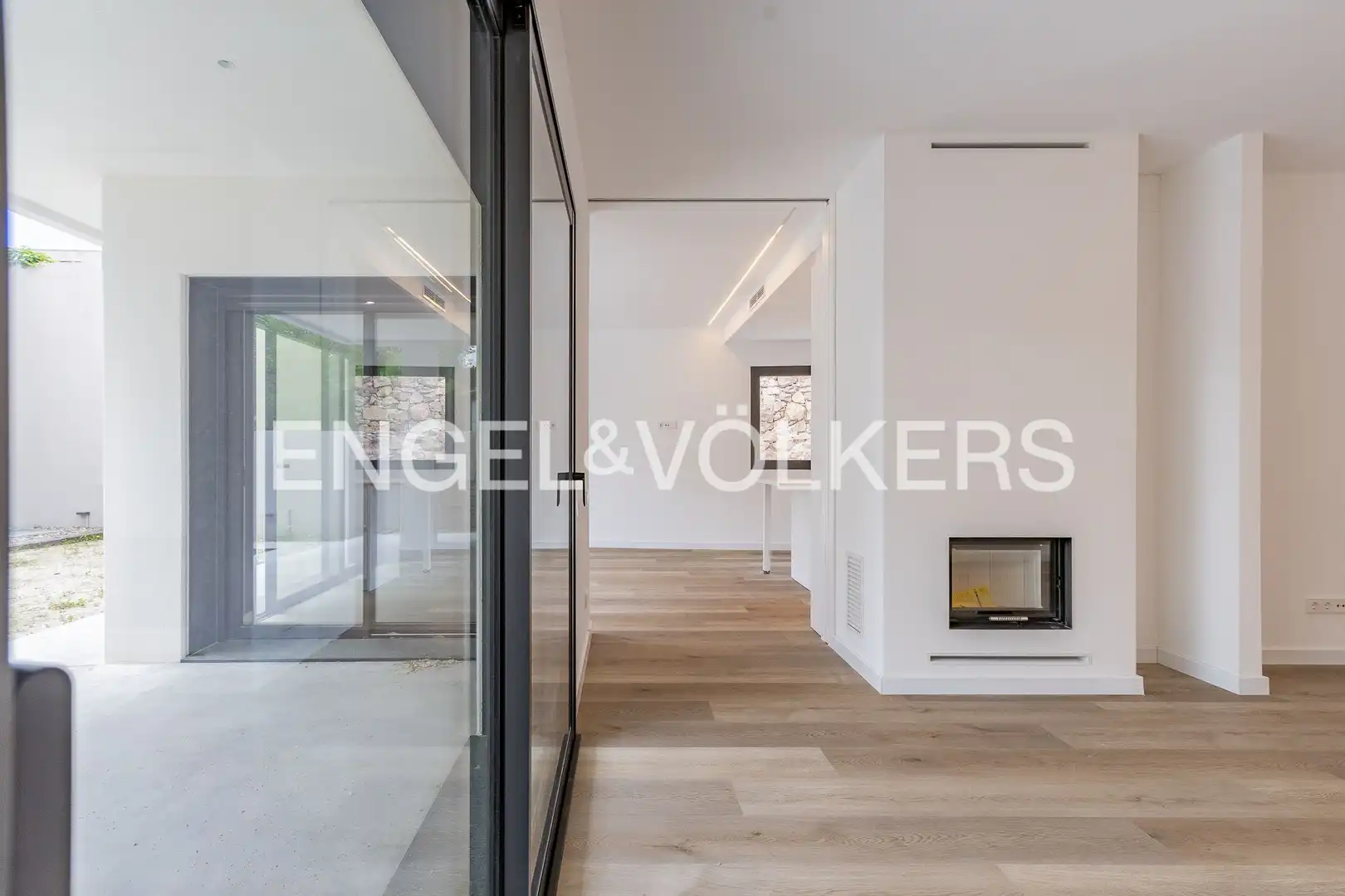 Sala de estar de Casa o chalet en venta en Matadepera con Calefacción, Parquet y Terraza
