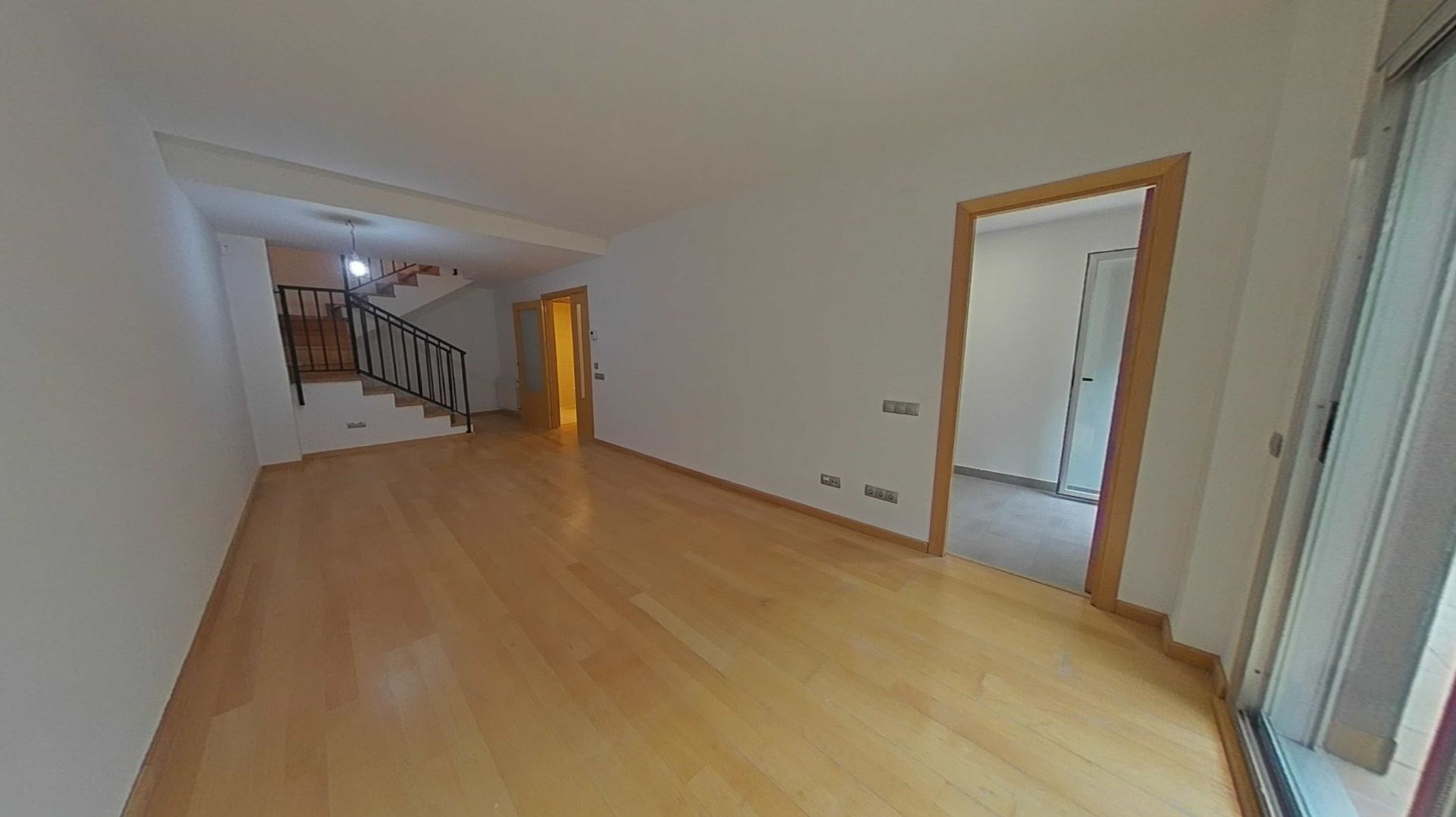 Planta baja for sale in  Barcelona Capital  with Air Conditioner, Parquet flooring and Oven