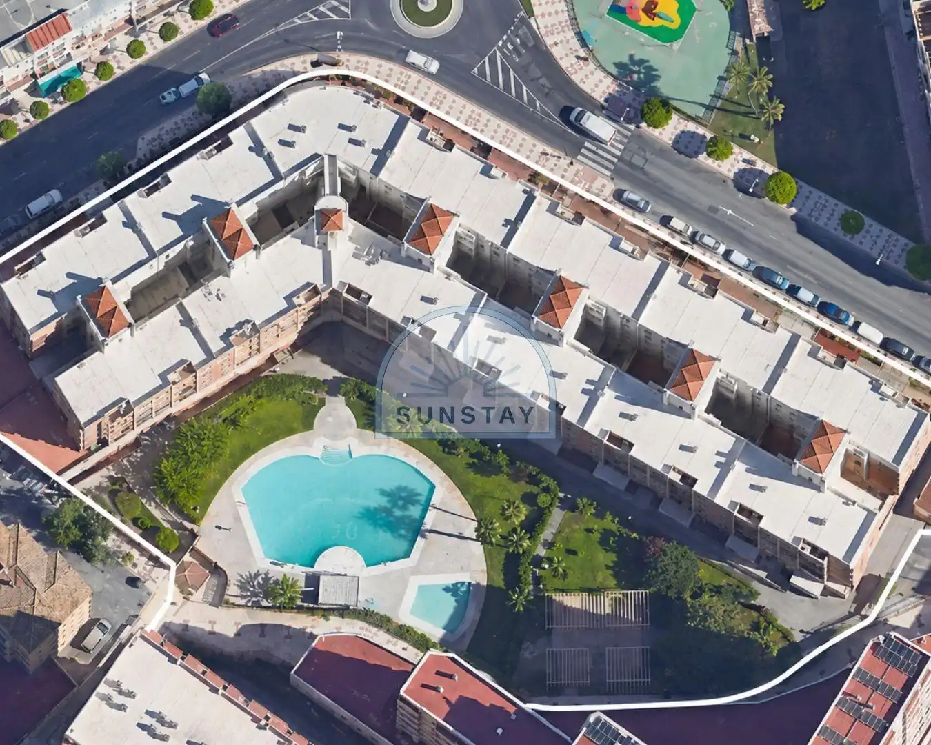 Vista exterior de Apartamento de alquiler en Torremolinos con Aire acondicionado, Jardín privado y Terraza