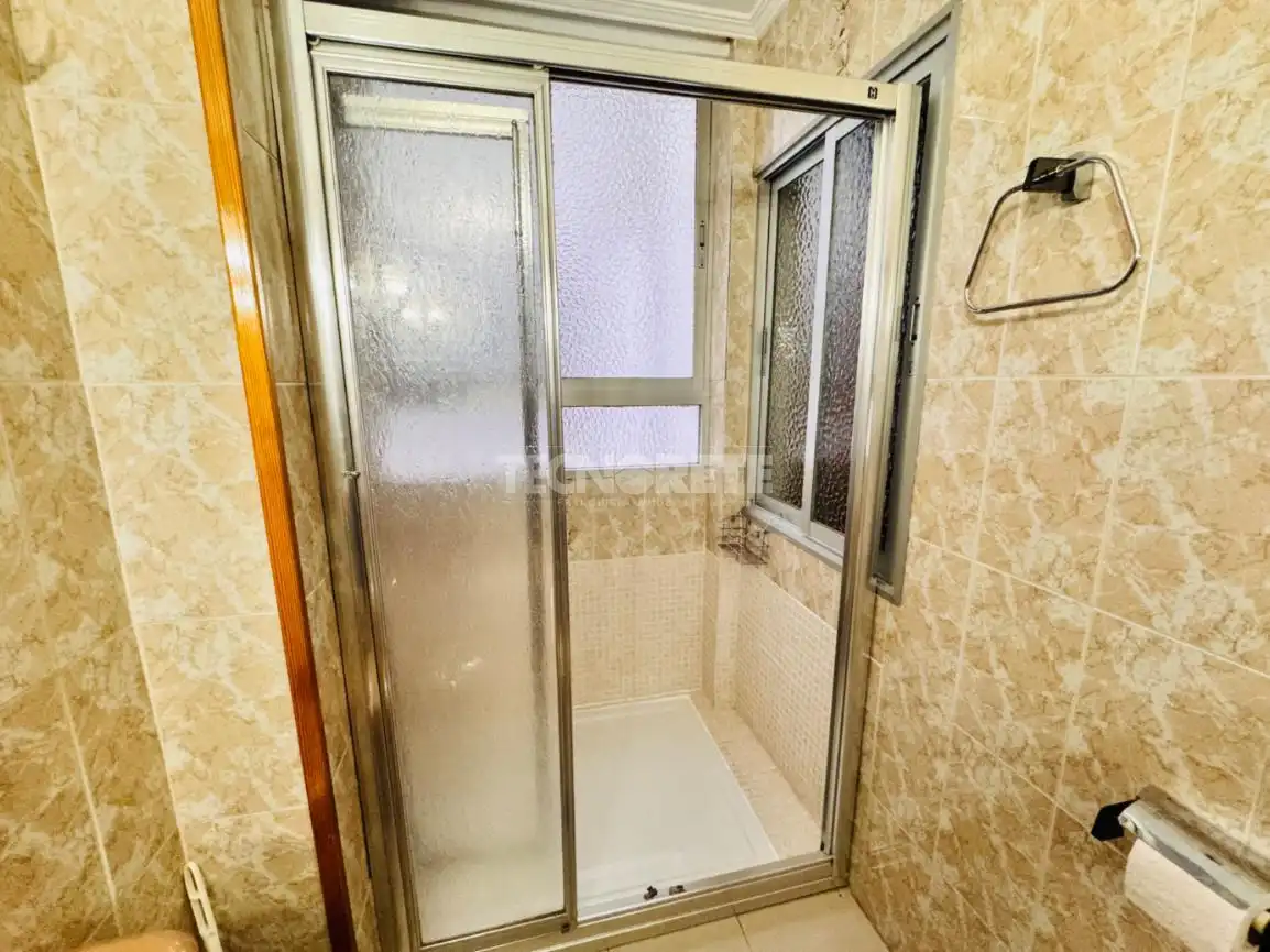 Baño de Piso en venta en Talavera de la Reina con Aire acondicionado y Terraza