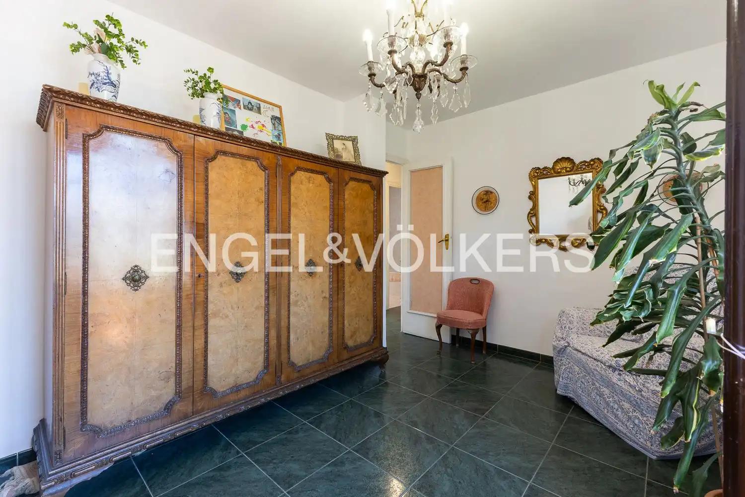 Piso en venta en Valencia con Calefacción y Balcón