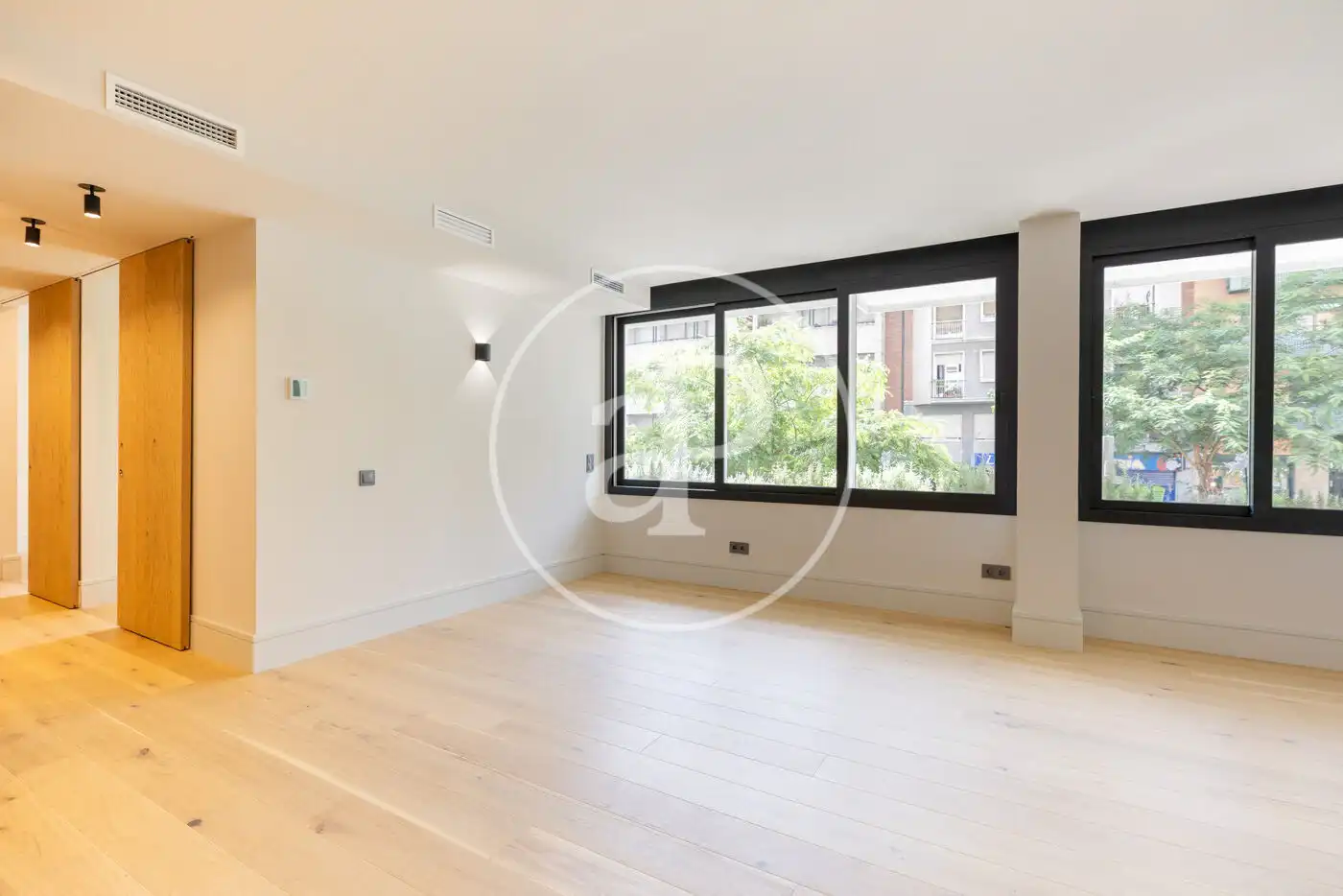 Sala de estar de Piso en venta en Barcelona con Aire acondicionado, Calefacción y Amueblado