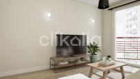 Living room of Flat for sale in  Sevilla Capital  with Air Conditioner and Terrace