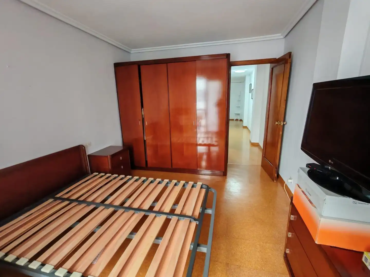 Habitación de Piso en venta en Vigo  con Trastero y Balcón