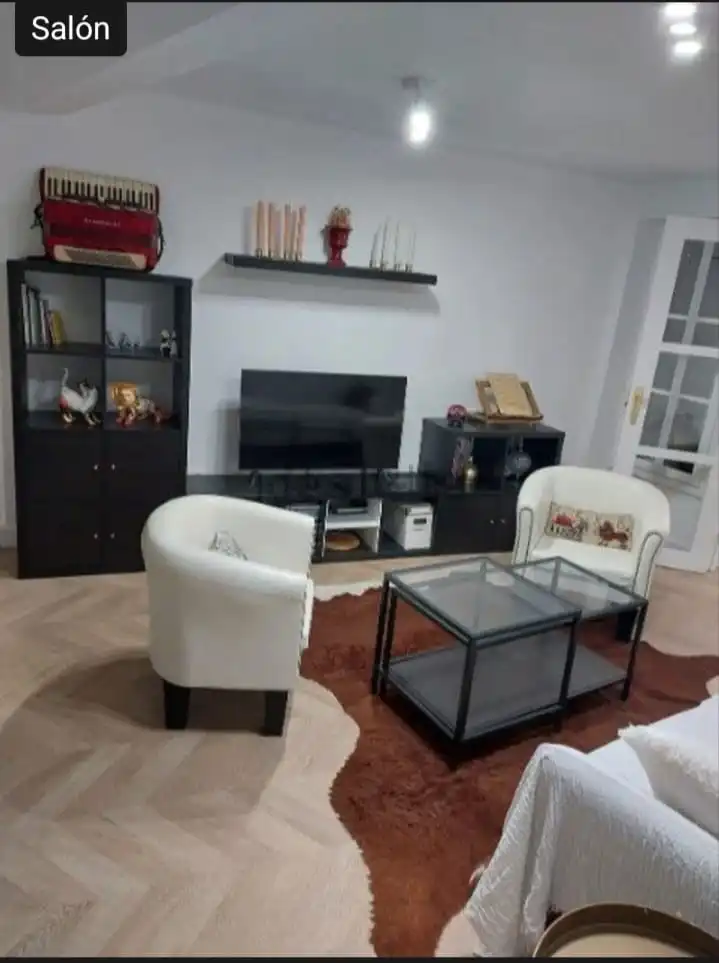 Sala de estar de Dúplex en venta en Ourense Capital  con Calefacción, Parquet y Trastero