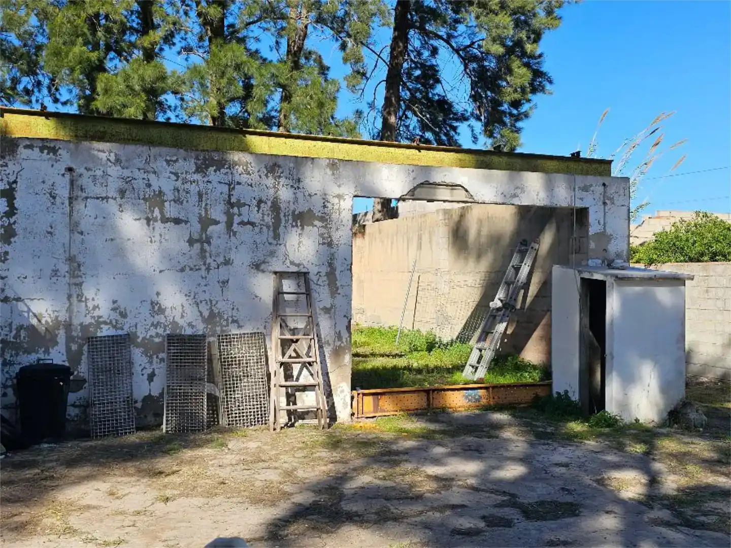 Vista exterior de Pis en venda en Oliva amb Jardí privat